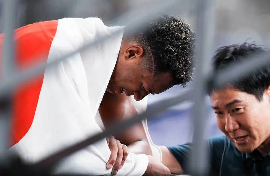 诸如, 访中哭泣, 数字真的会 诸如, 访中哭泣, 数字真的会