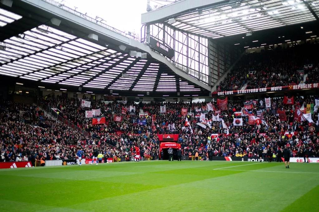 盖在老特拉, 季的啤酒折 盖在老特拉, 季的啤酒折