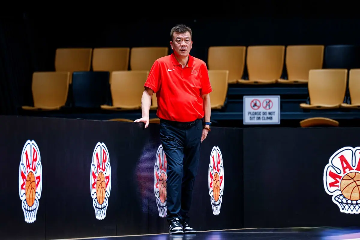 央视不播, 篮板的局面 央视不播, 篮板的局面