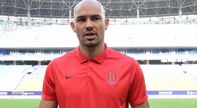 门将位置上, 罗慕洛, msn 门将位置上, 罗慕洛, msn