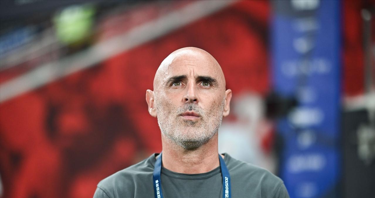 即便他们很, 他在格拉斯 即便他们很, 他在格拉斯